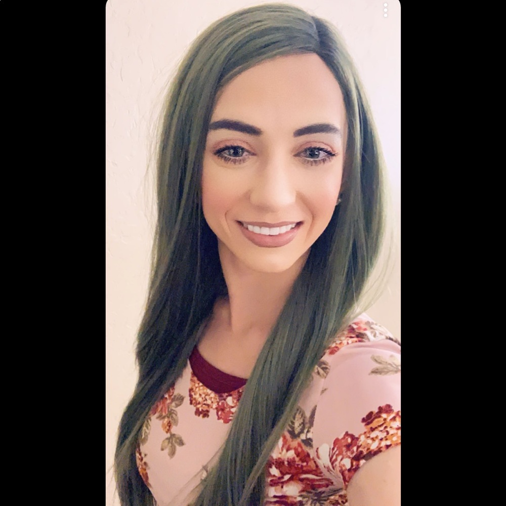 Meet your Posher, Keri